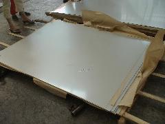 供应宝钢304不锈钢板（工业面/2B面/9K面），