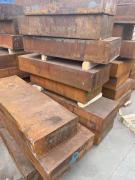 小板坯355材质，1700吨废钢价
