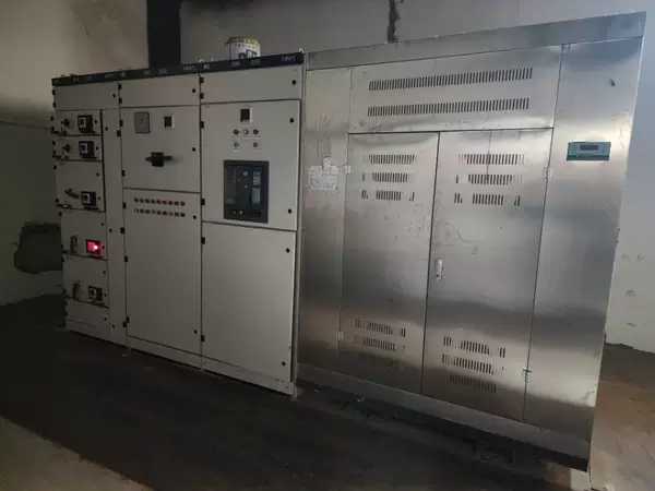 供应：干式变压器800、高低压配电柜、发电机组