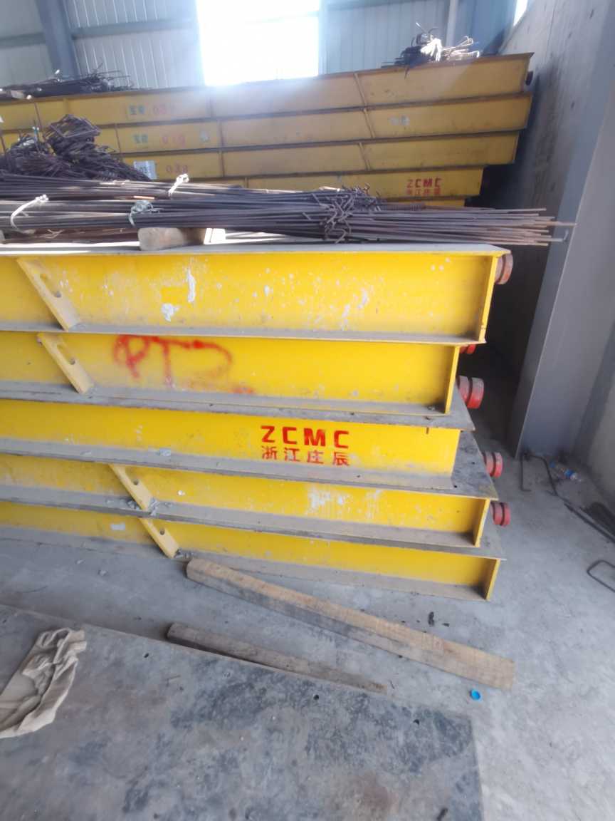 供应：建筑PC模台