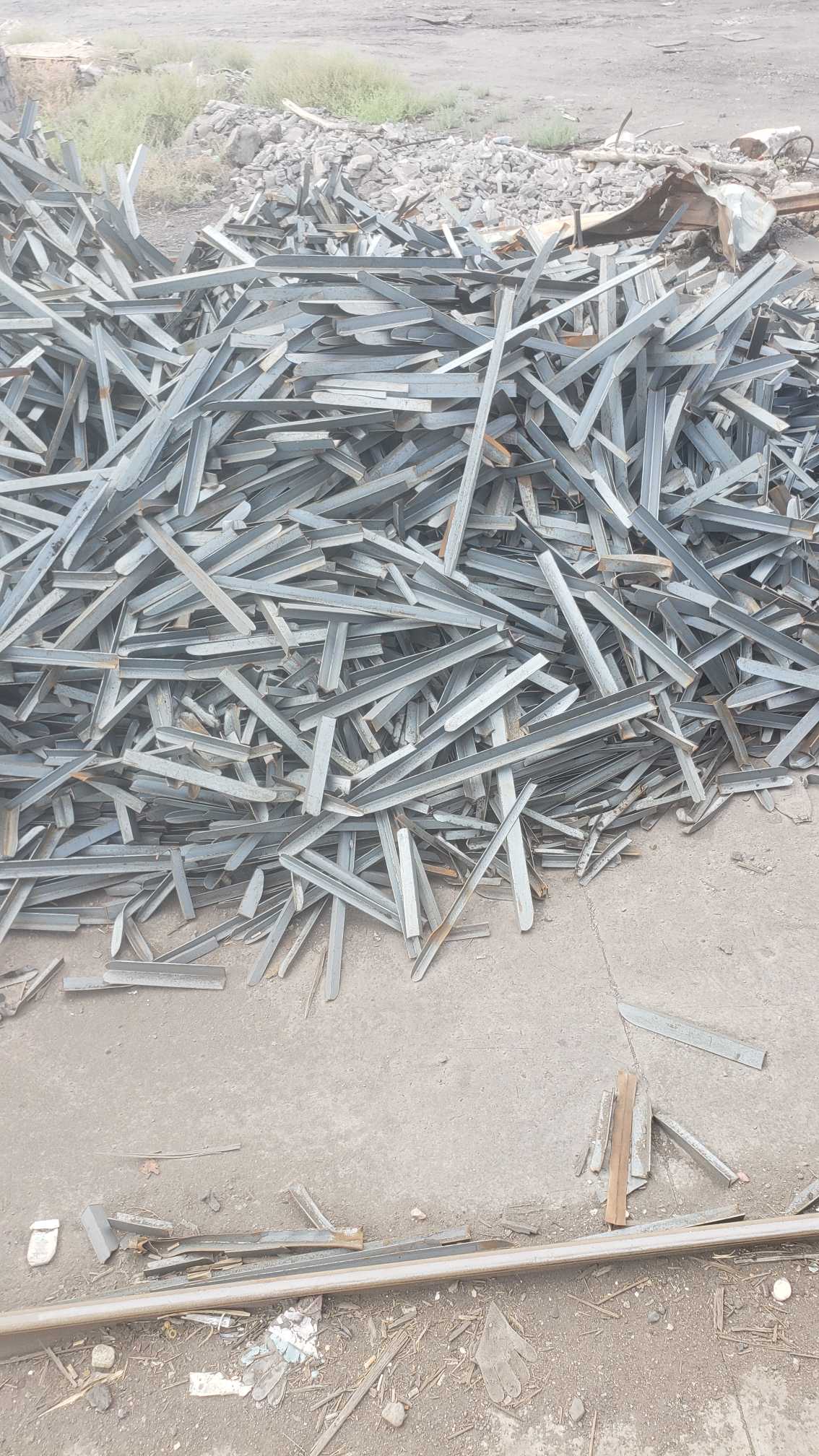 供应：角铁头尾