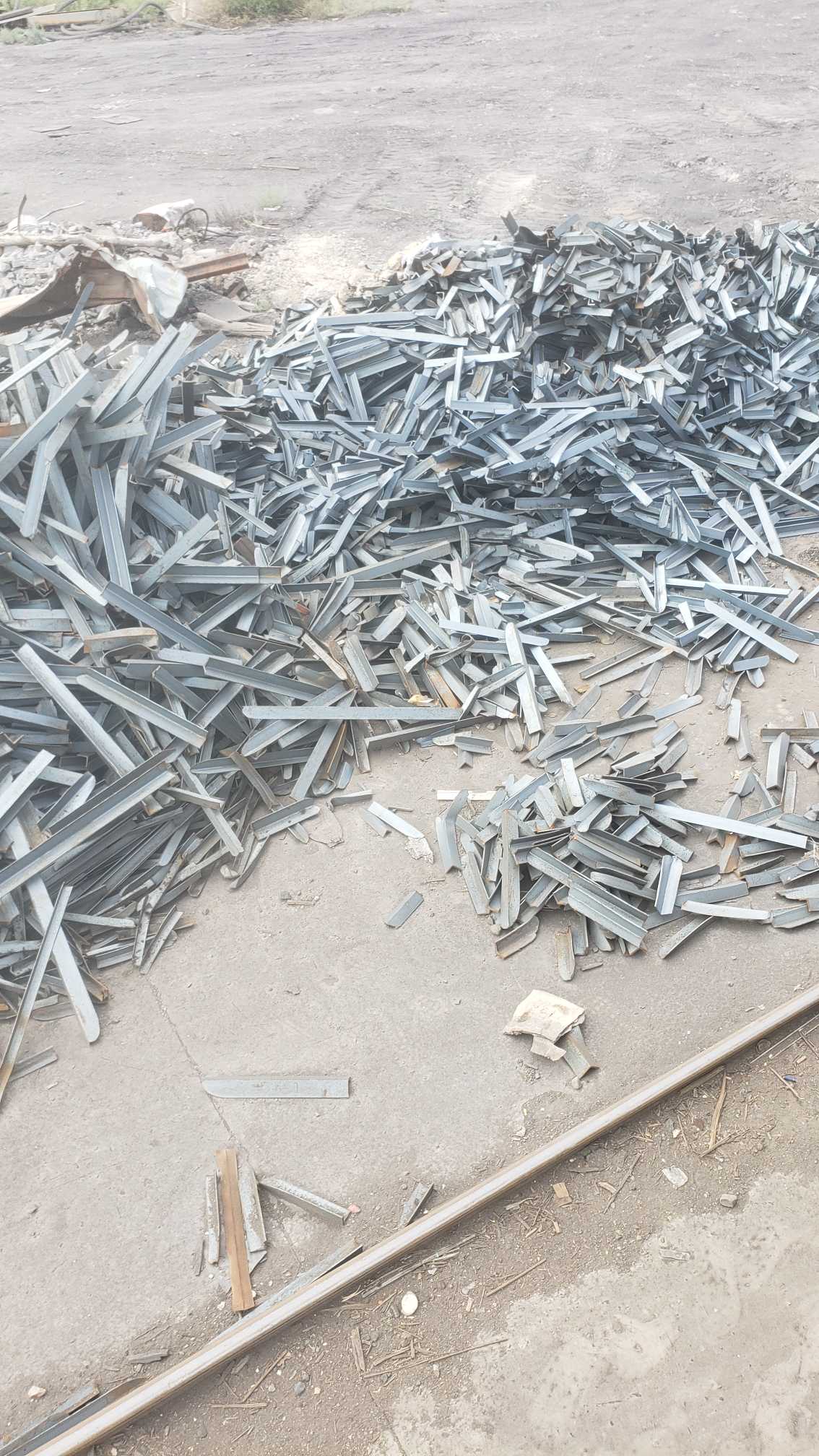 供应：角铁头尾