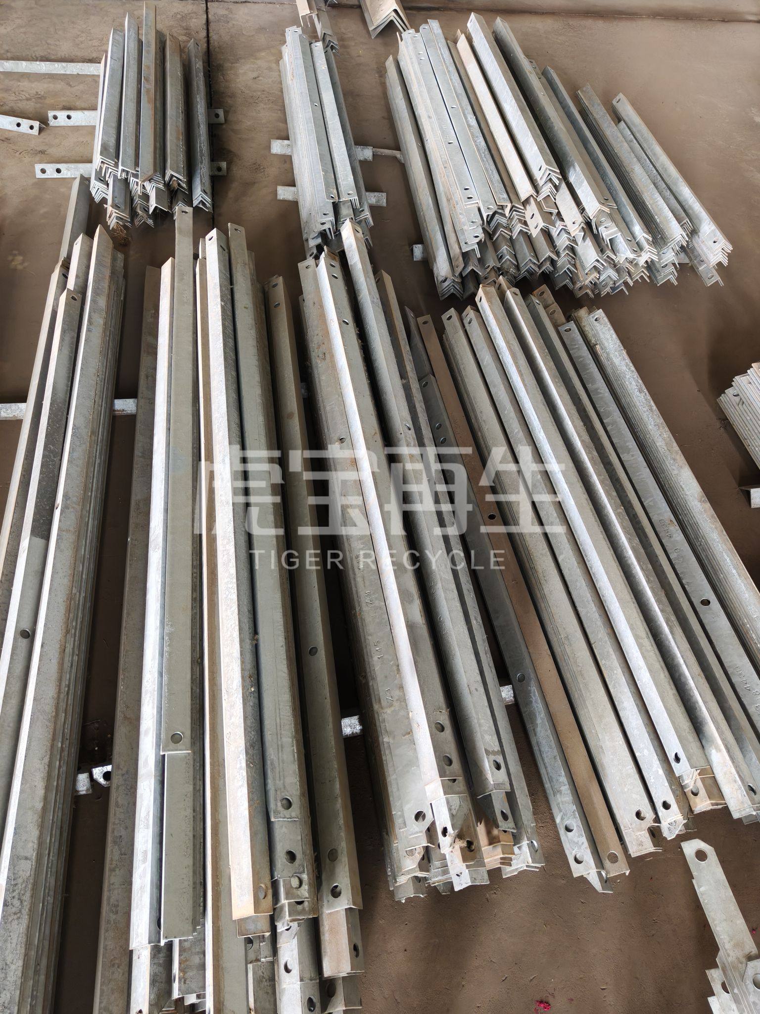 供应：镀锌角铁