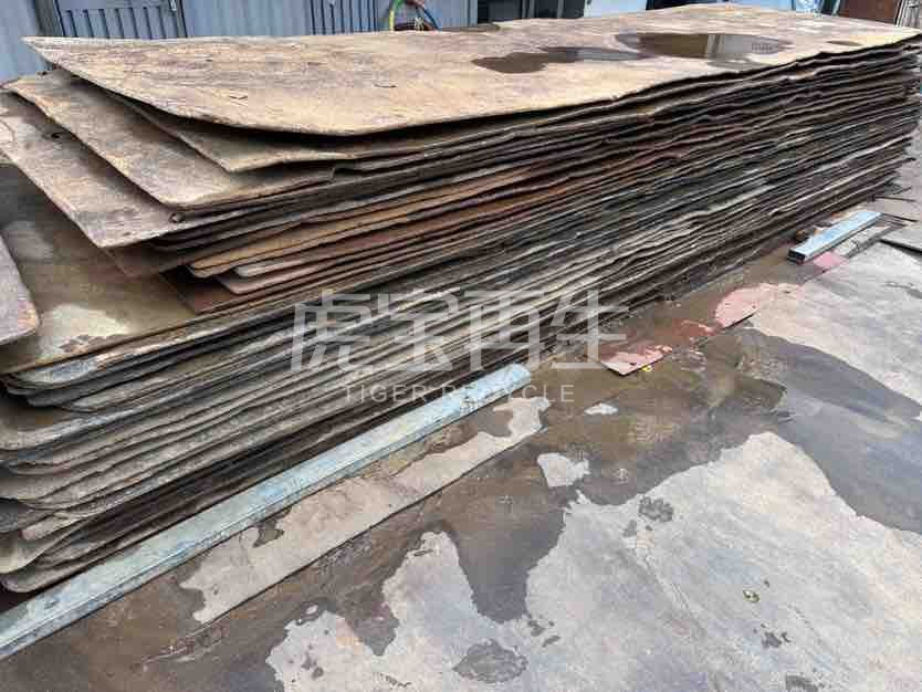 供应：铺路钢板垫路板