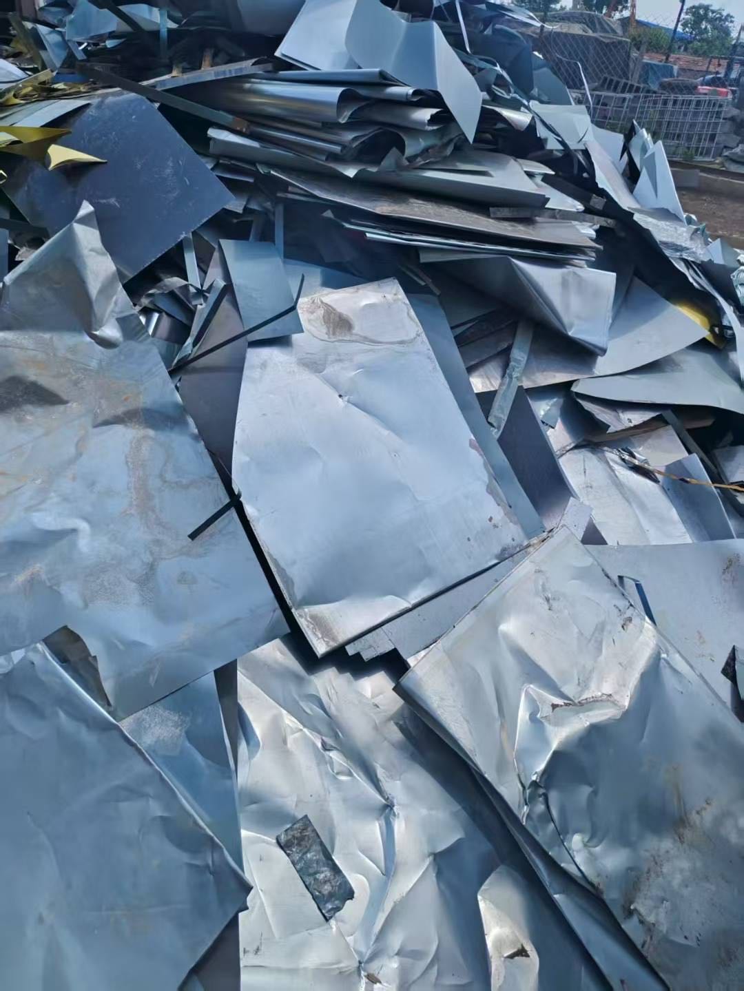 求购：废镀锌料、镀锌压块、彩图板、马口铁