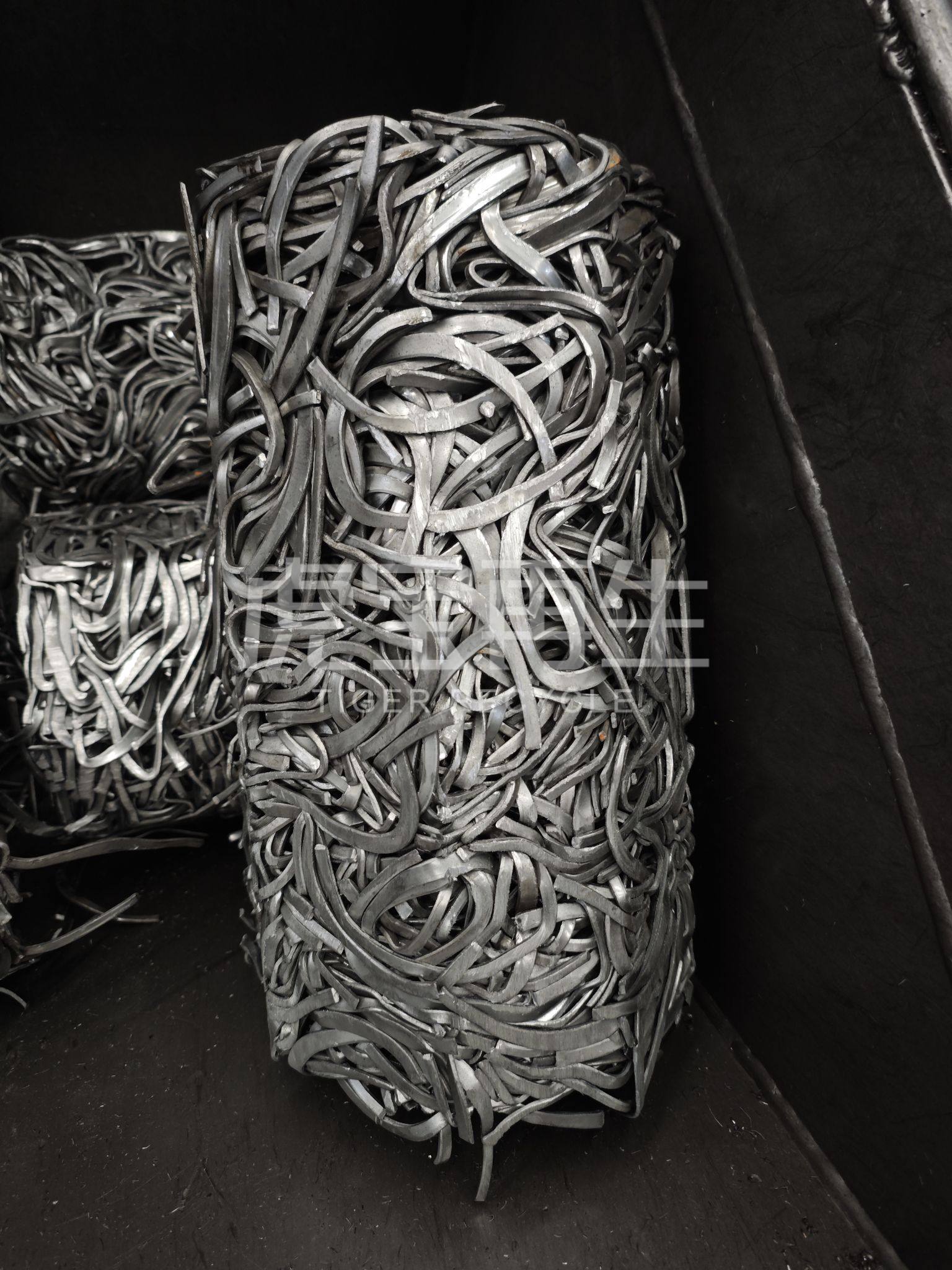 供应：冷轧压块（低碳低锰）