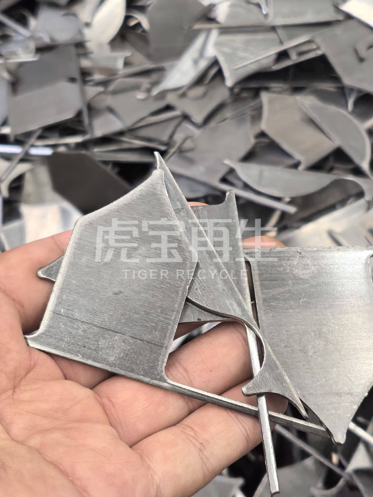 供应：原厂冷热板冲子小料