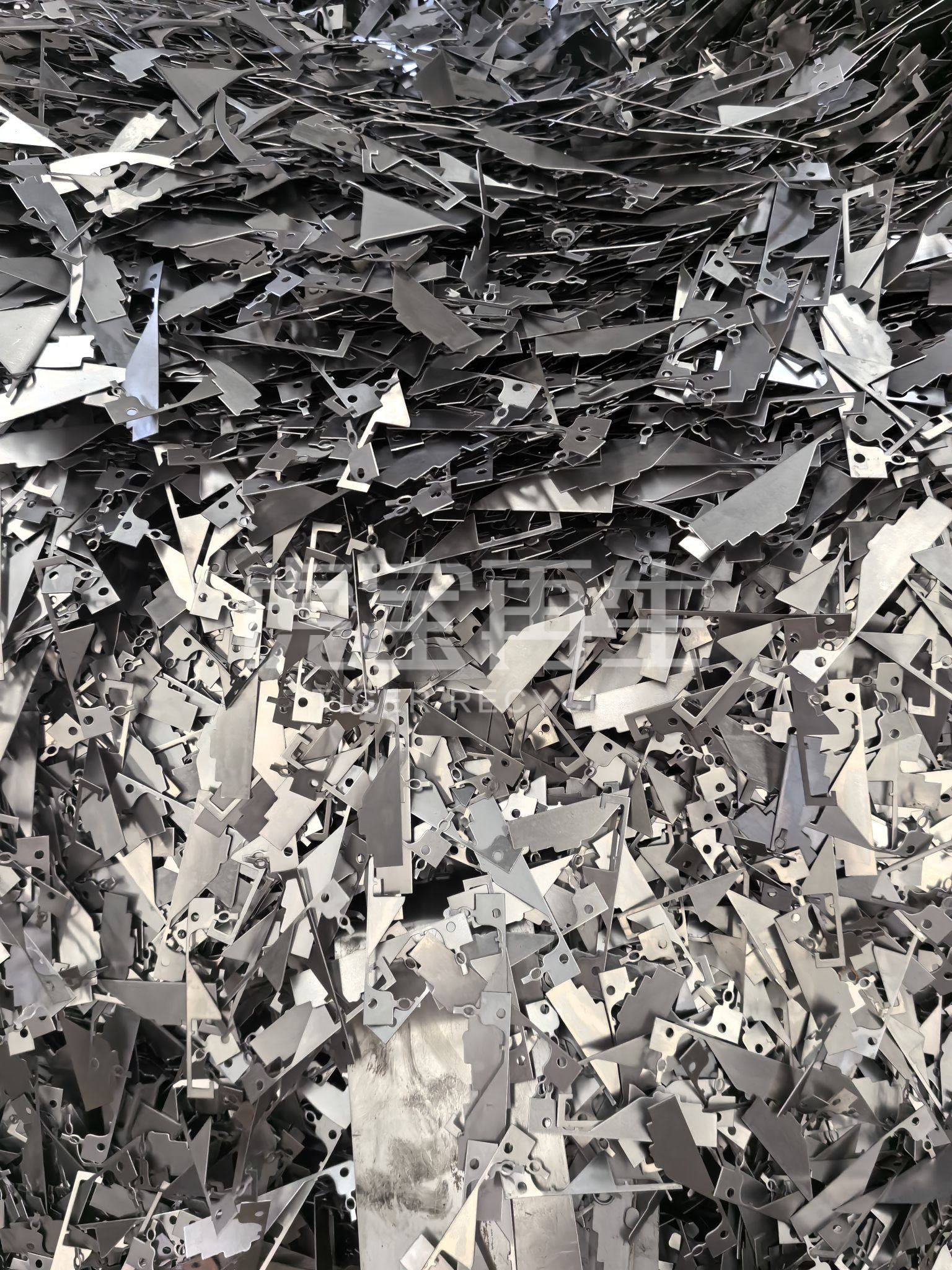 供应：原厂冷热板冲子小料