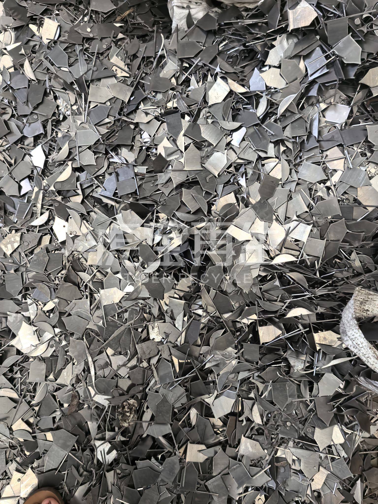 供应：原厂冷热板冲子小料