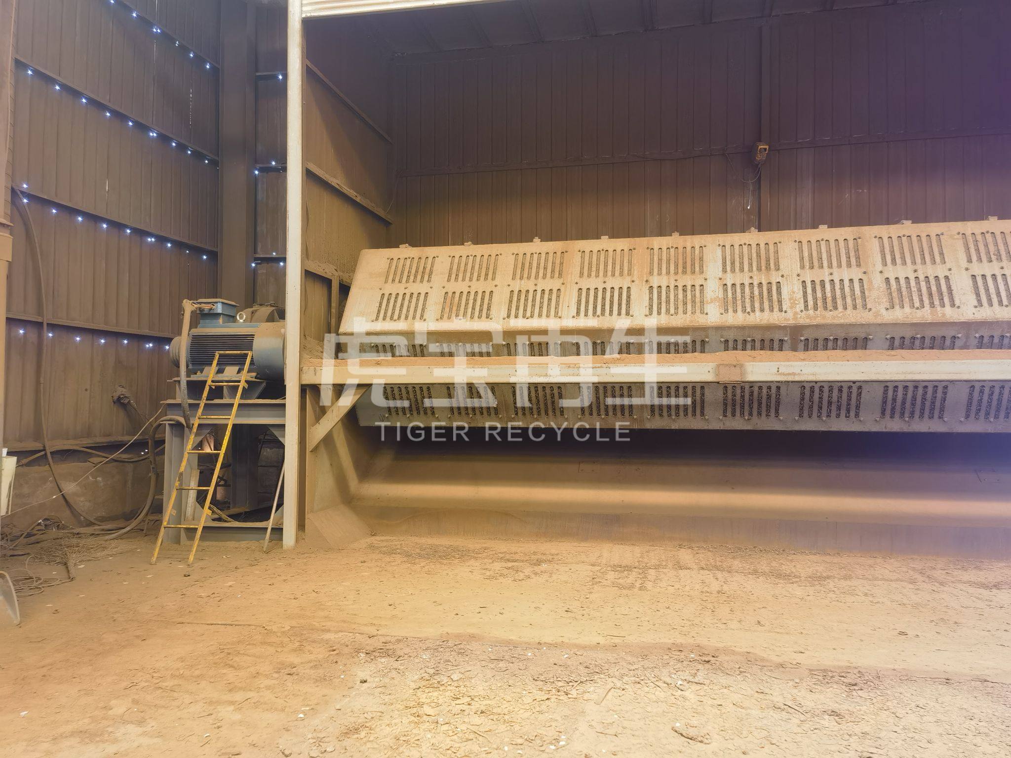 供应：2台干磨机