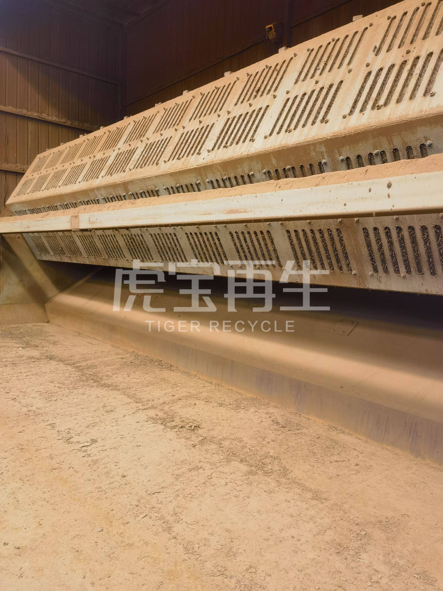 供应：2台干磨机