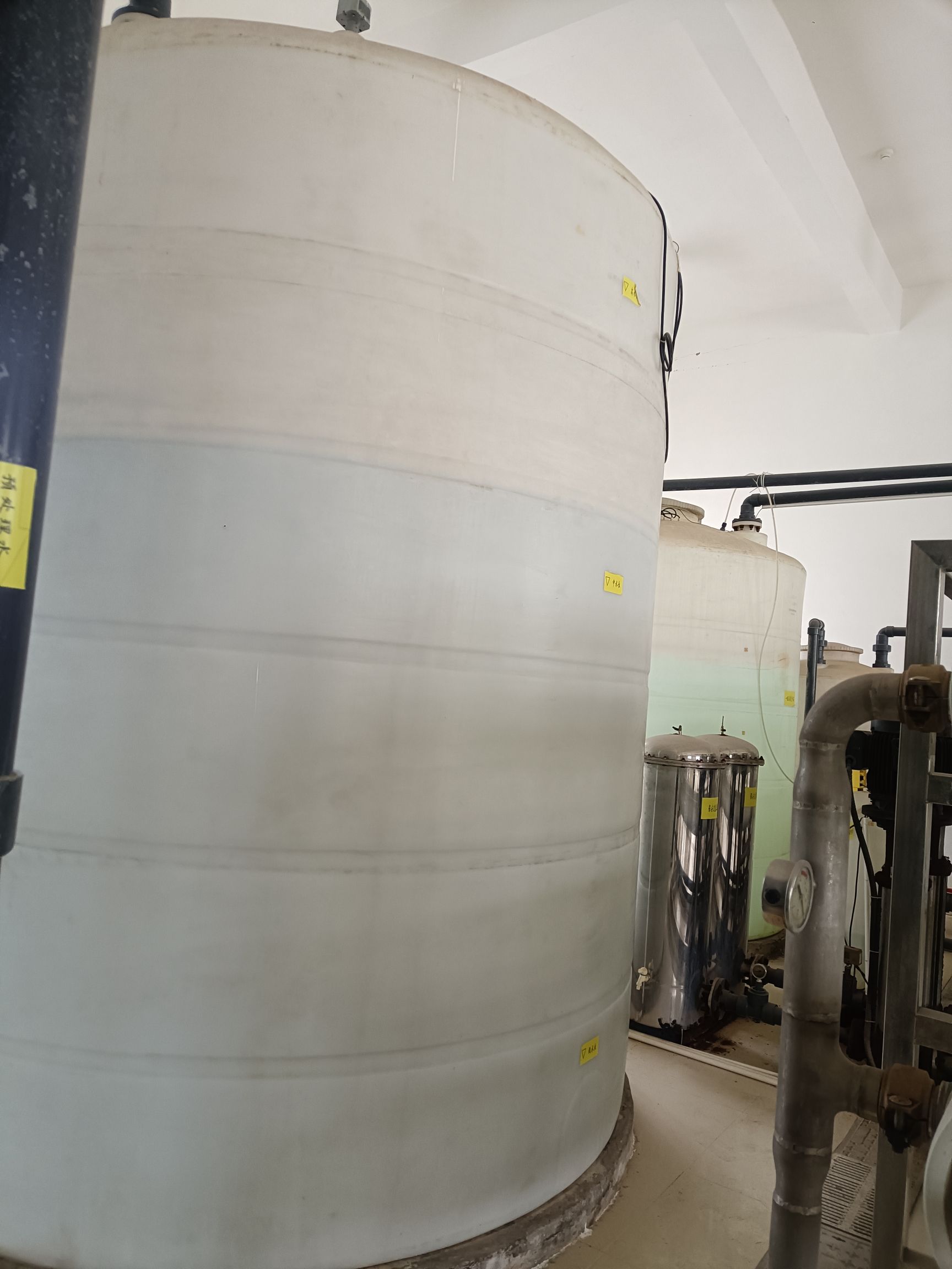 供应：化工塑料大桶、塑料大水桶