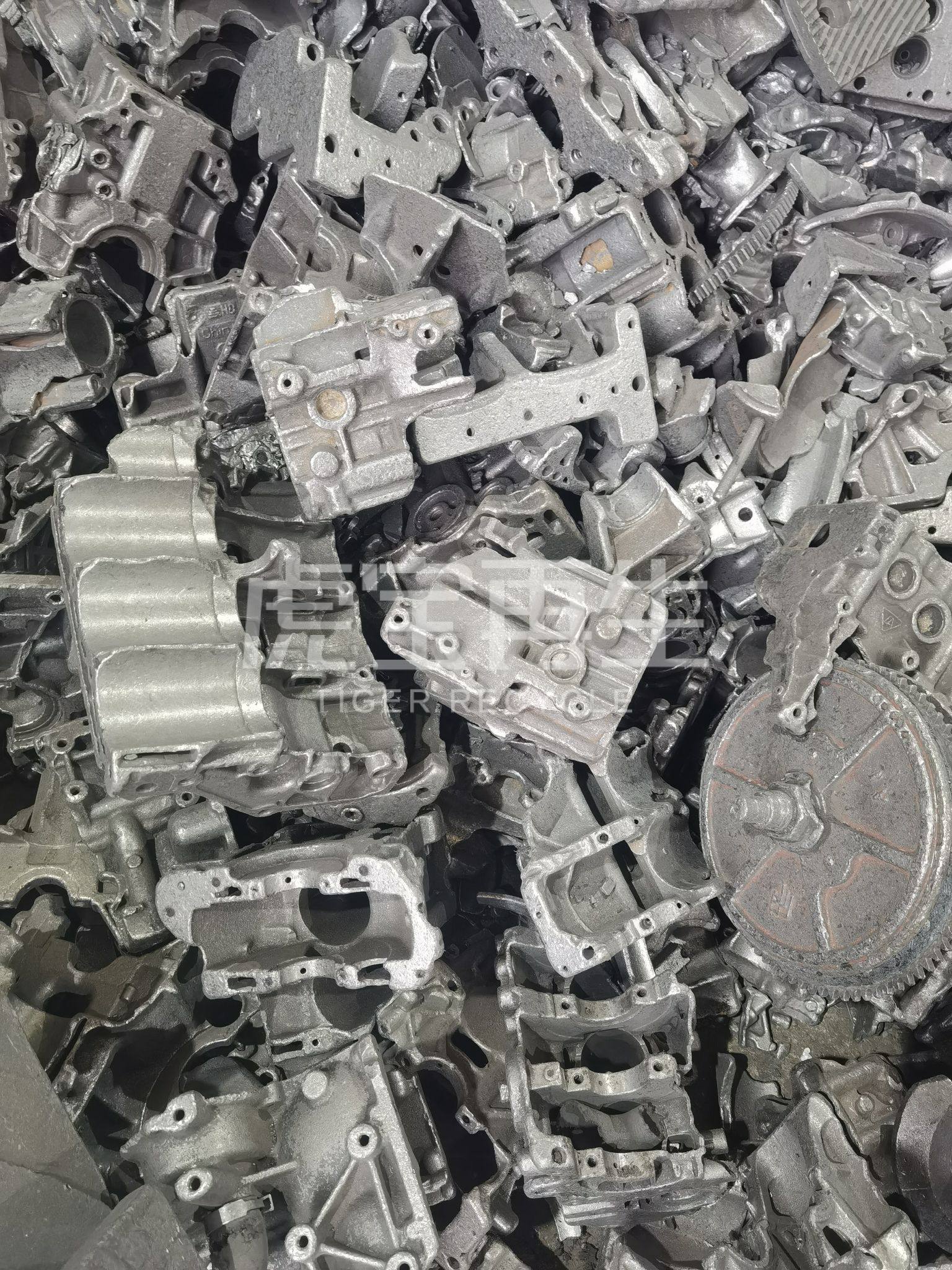 供应：废钢破碎料