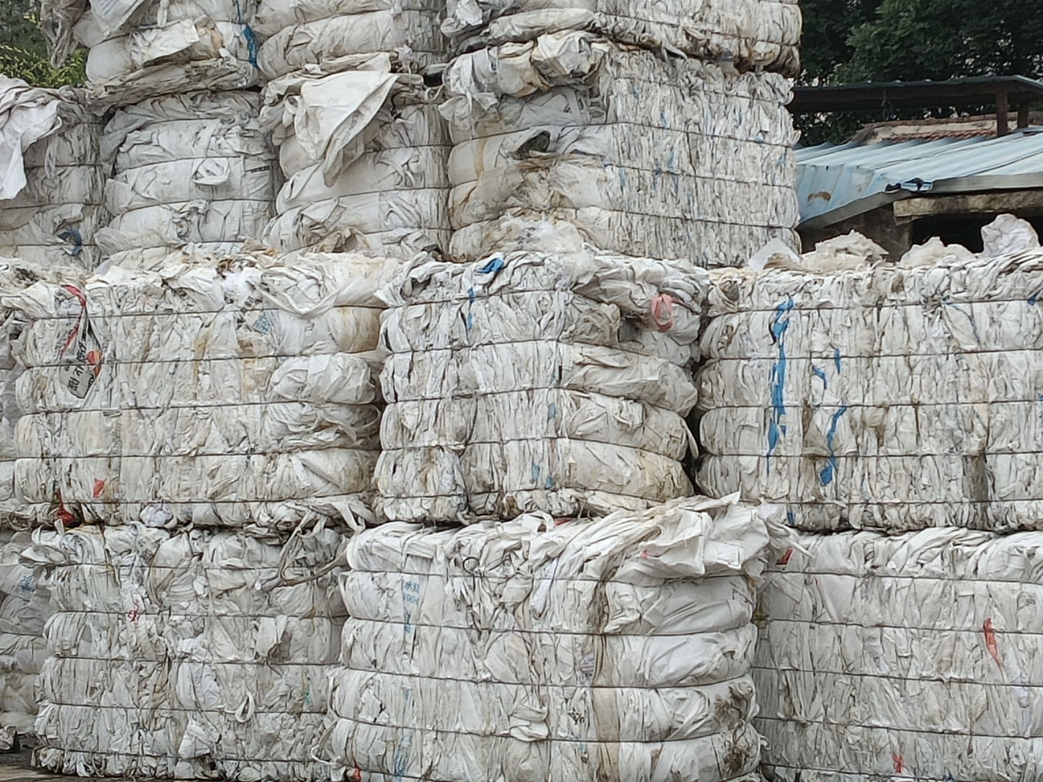 求购：吨桶、塑料