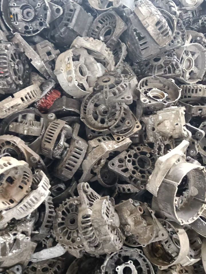 供应：废马达件铝、废发电机壳铝