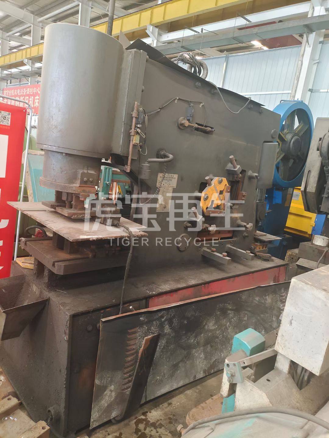 供应：液压联合冲剪机一台、数控炮塔铣两台