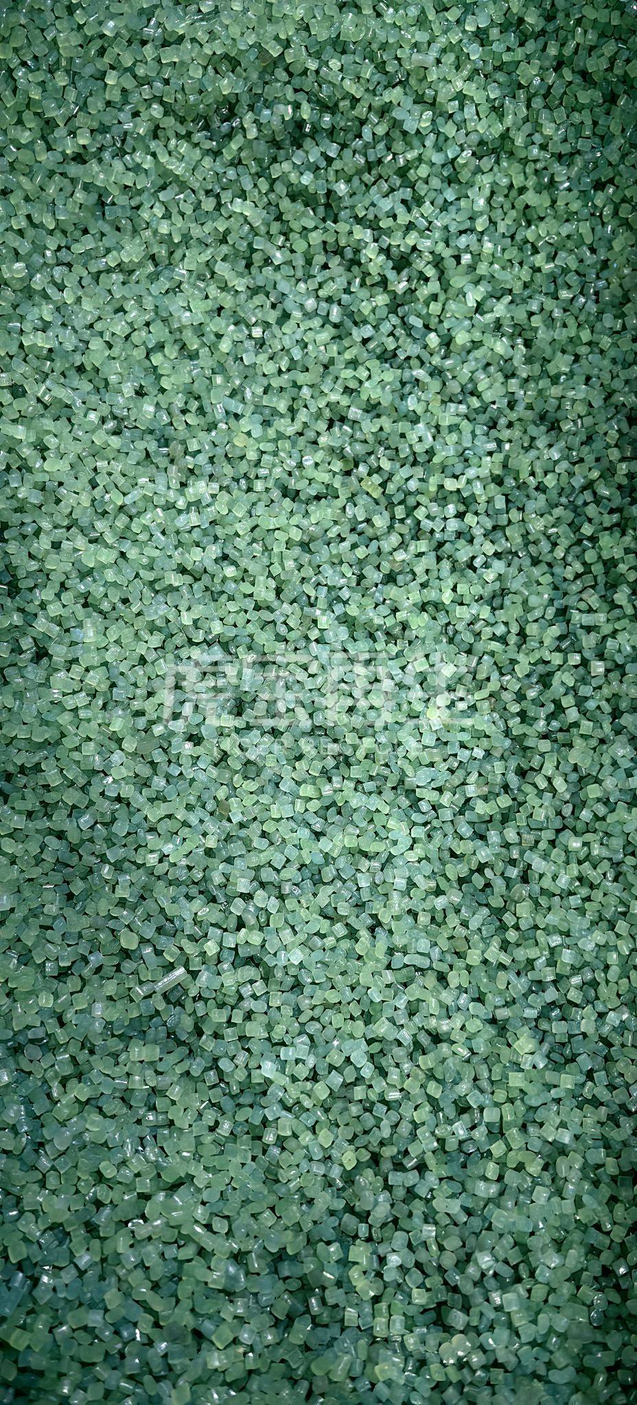 供应：200吨PE塑料颗粒