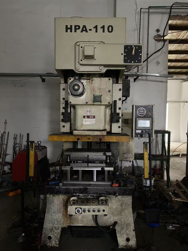 供应：冲床设备 