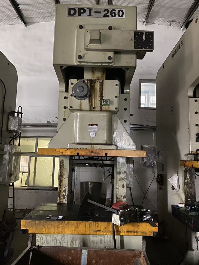 供应：冲床设备 