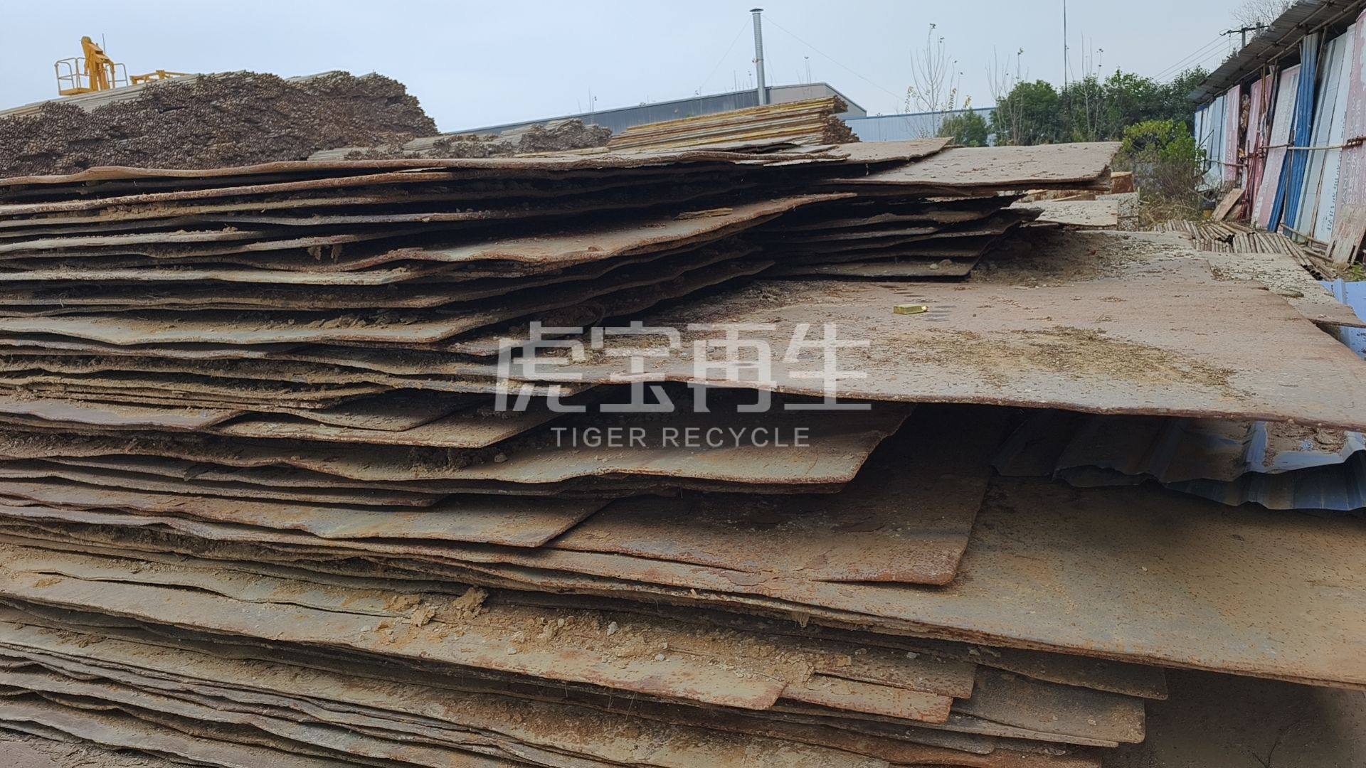 供应：300吨铺路板