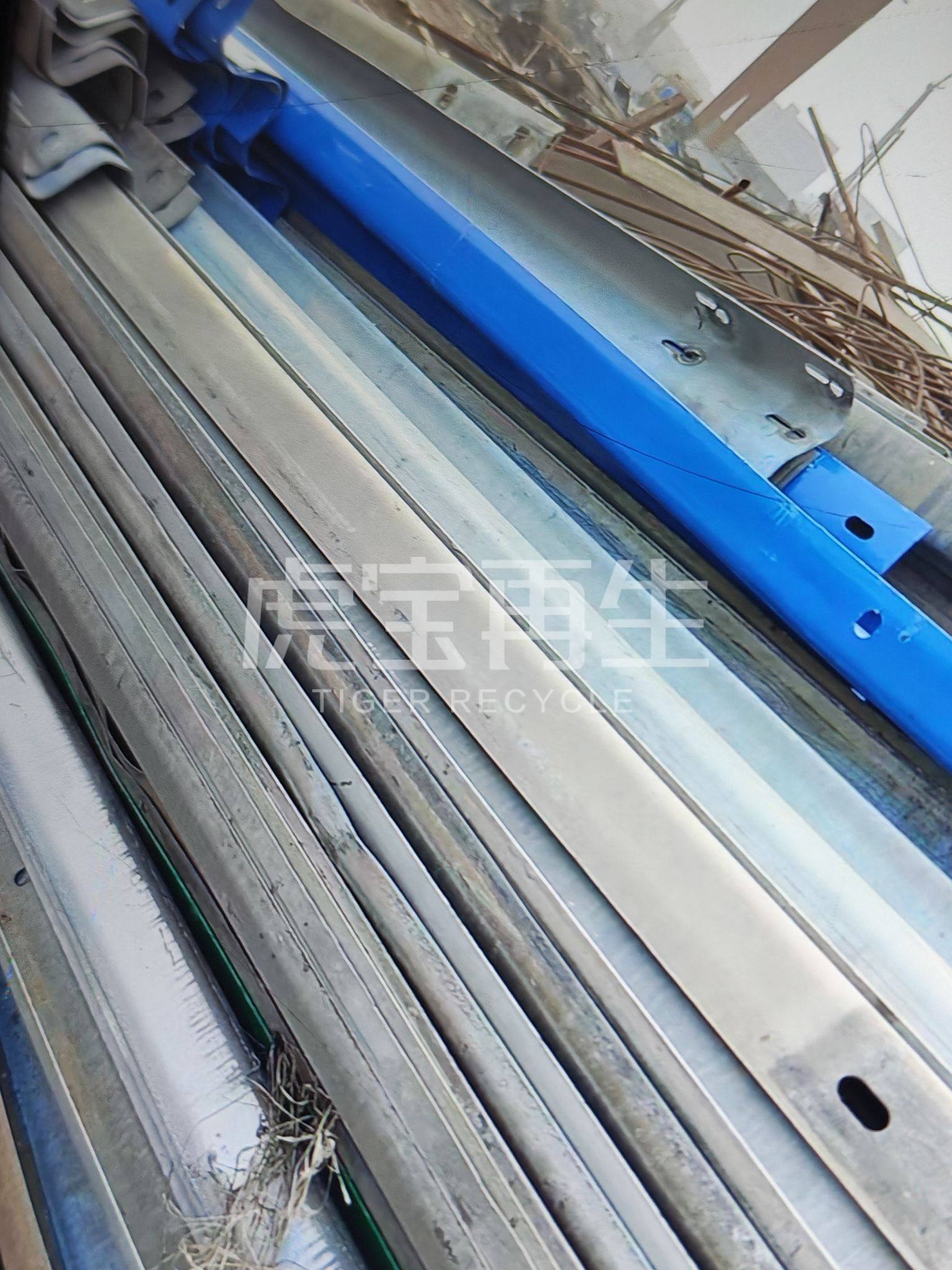 供应：高速路边护拦板