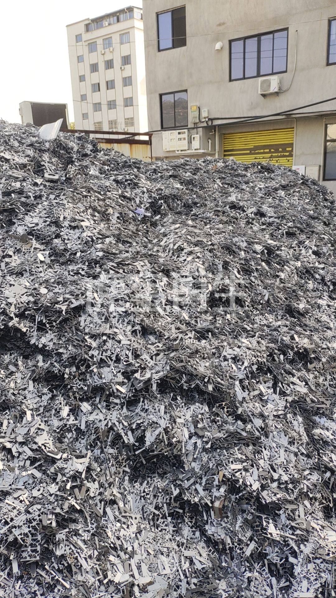 供应：冷轧冲片