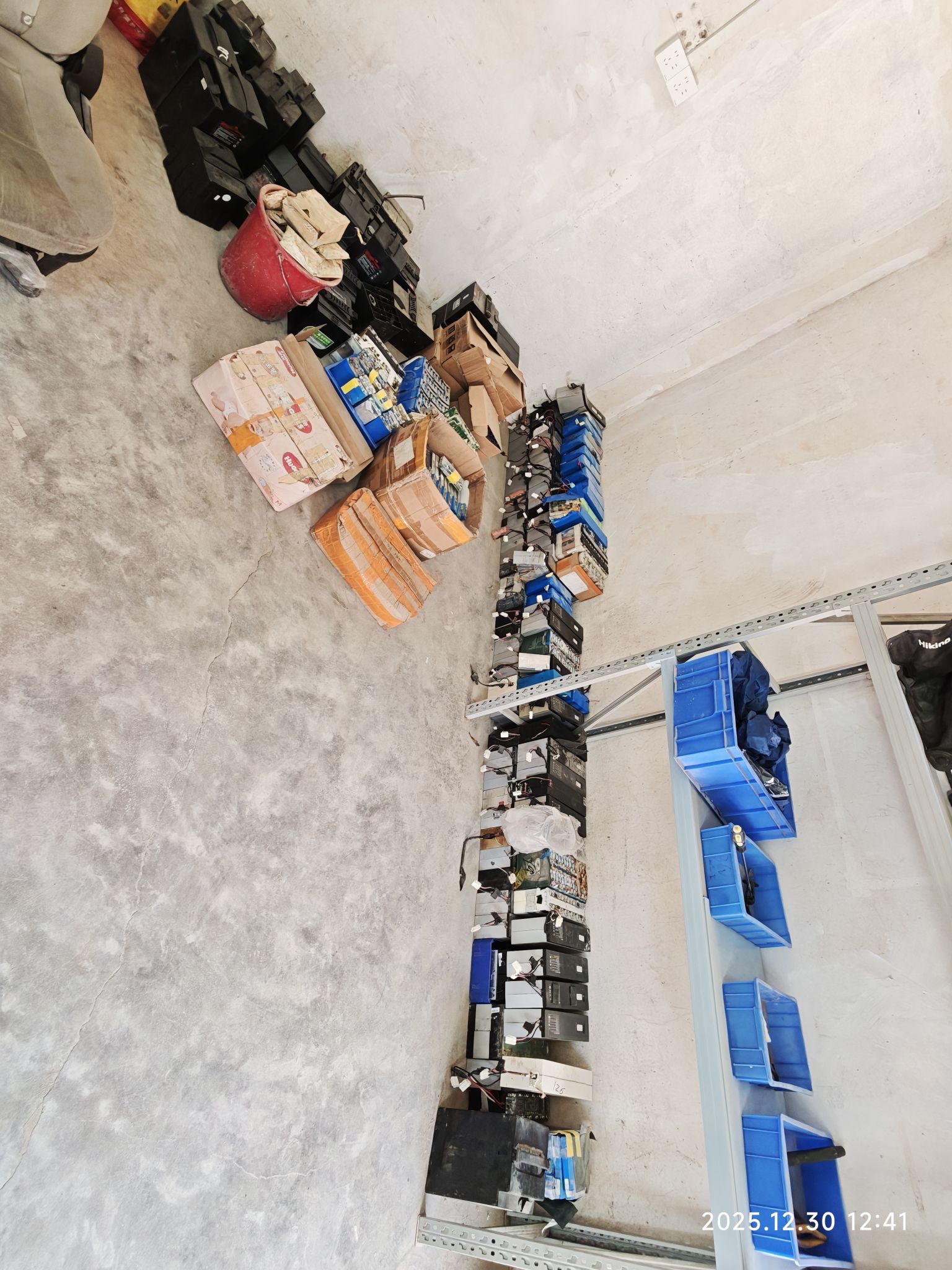 供应：十吨废旧锂电池