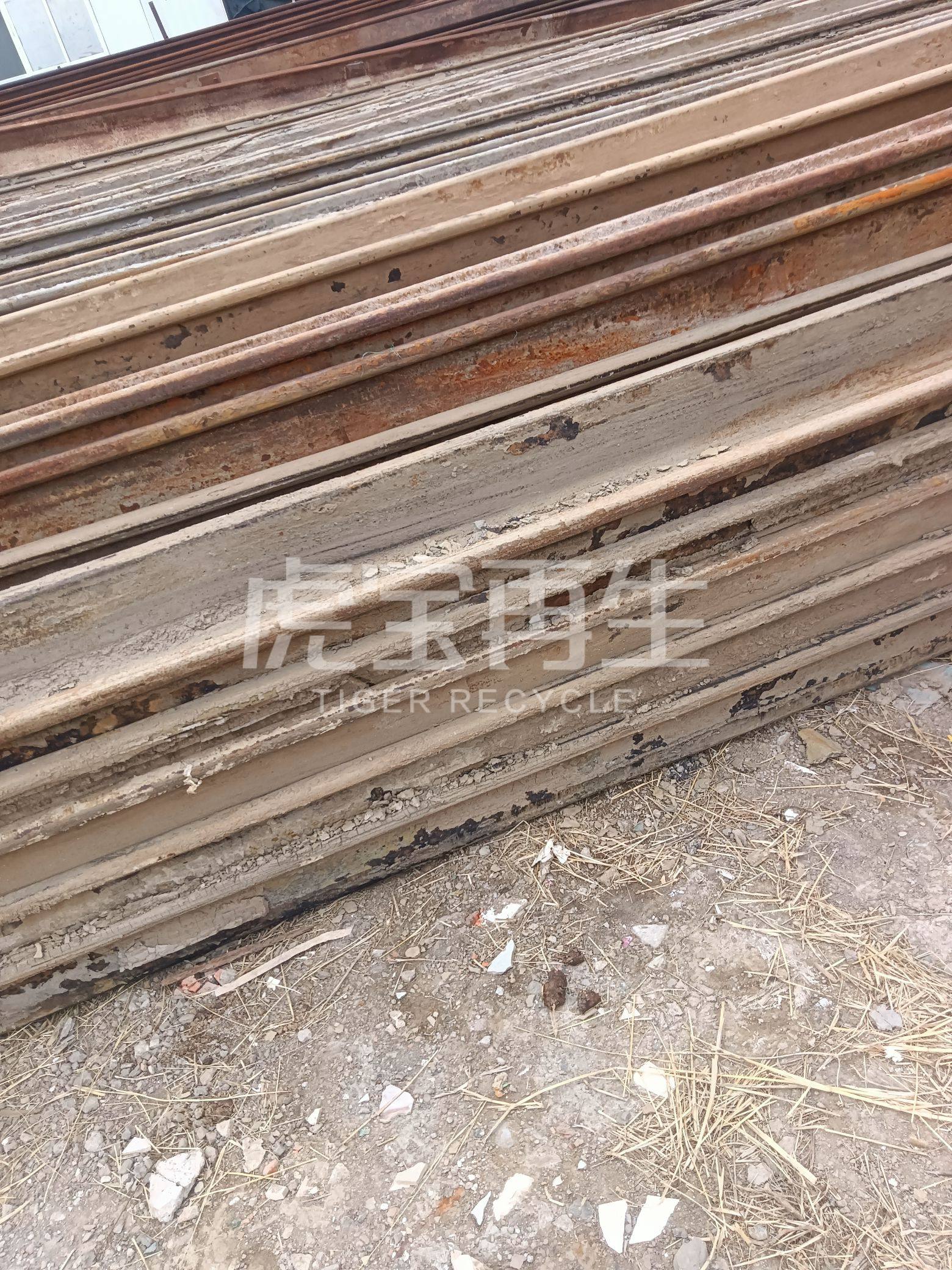 供应:40工12米120根、4号钢板桩12米200根