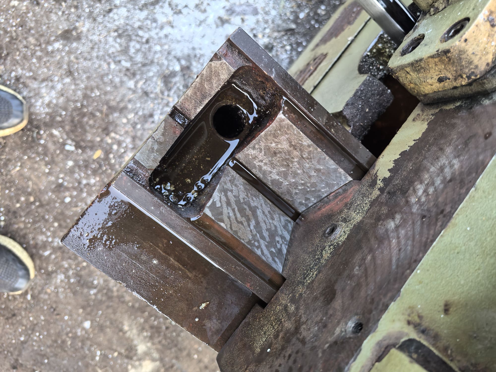 供应：天津7380卧轴圆台磨