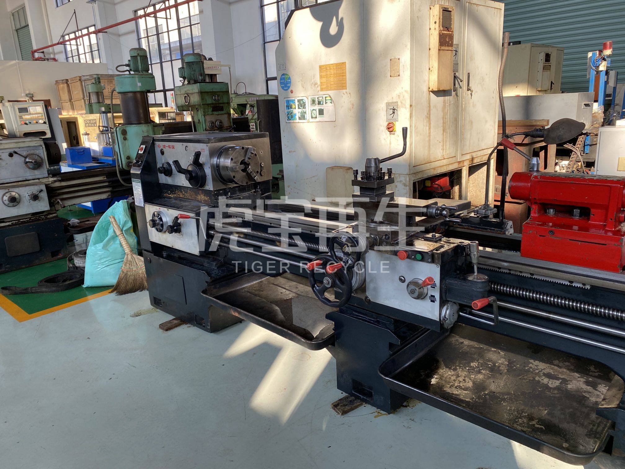 供应：沈阳6250大孔车床加工长度2米