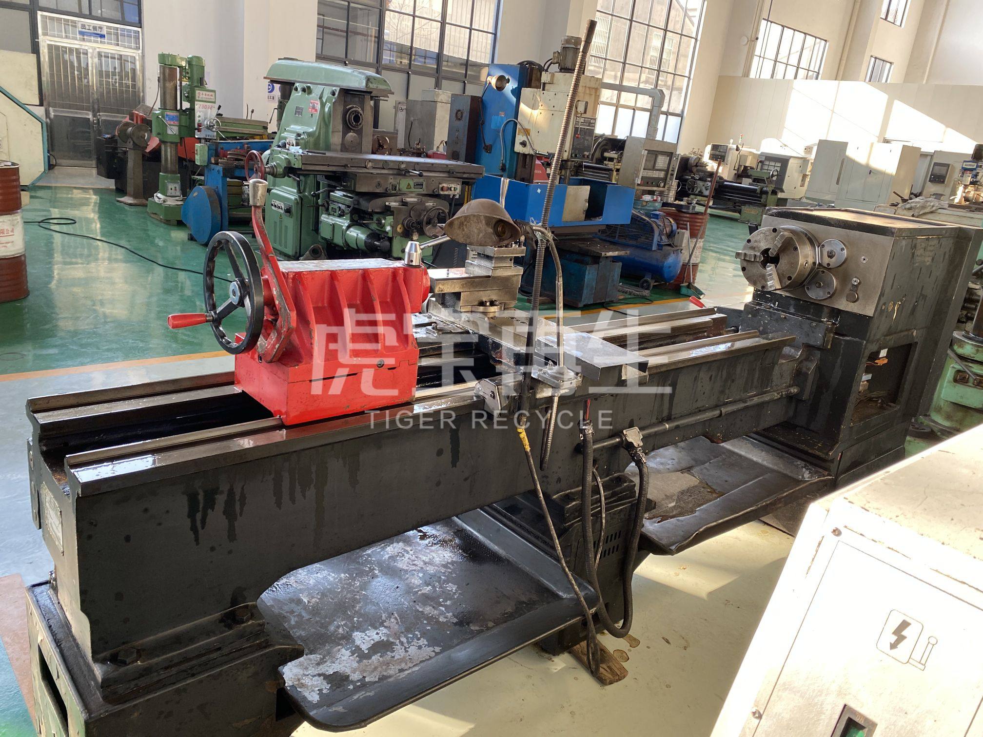 供应：沈阳6250大孔车床加工长度2米