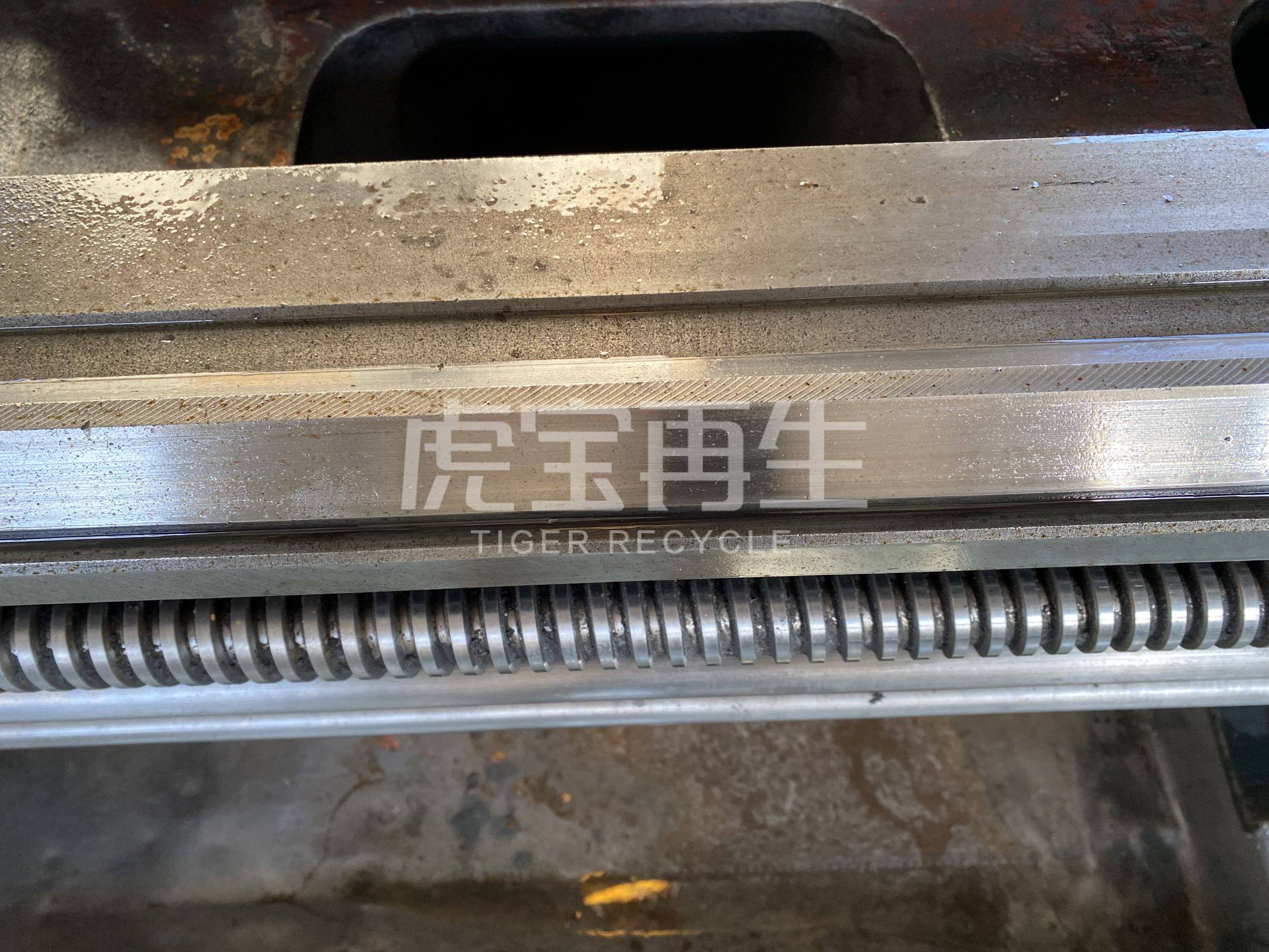 供应：沈阳6250大孔车床加工长度2米