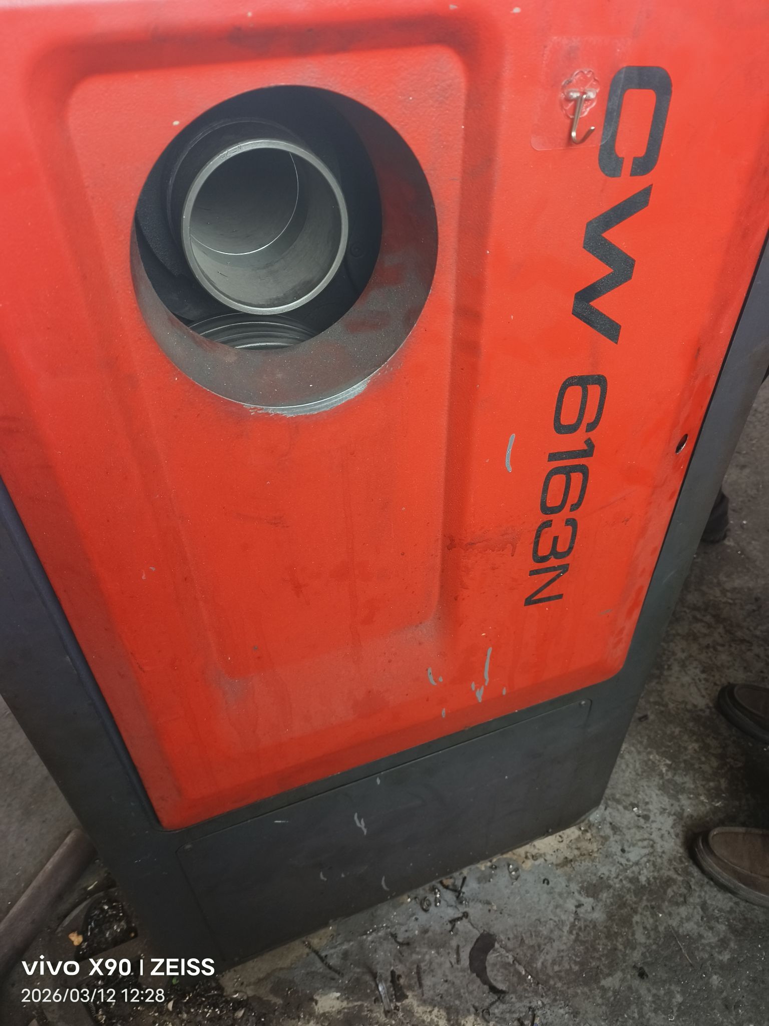 供应：车床、摇臂钻、铣床