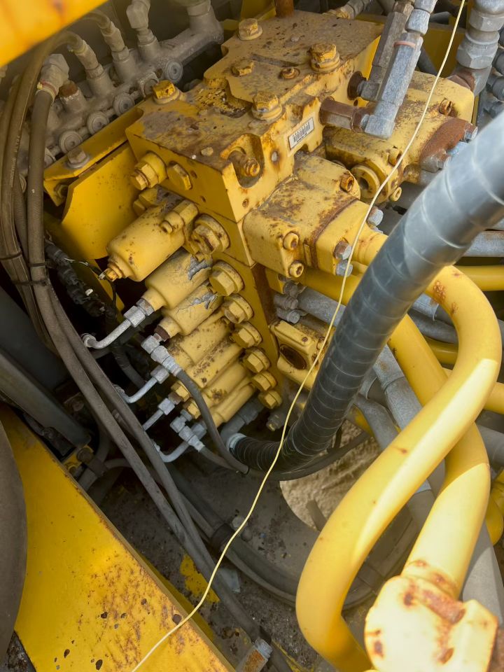 供应：小松450-8挖掘机