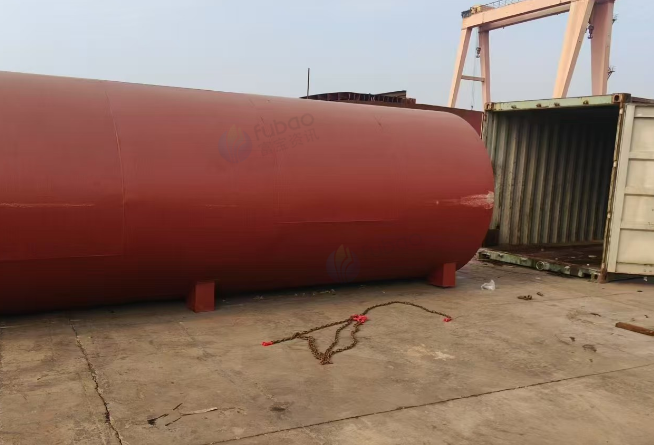 连云港地区工厂处理33T油罐
