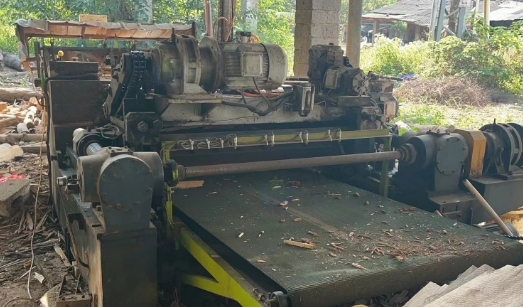 来宾地区刨板厂处理断木机、刨板机、自动叠板机