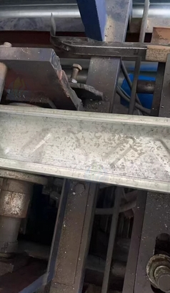 玉林地区处理C型钢机器