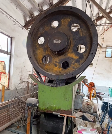 潍坊市地区工厂处理100吨冲床