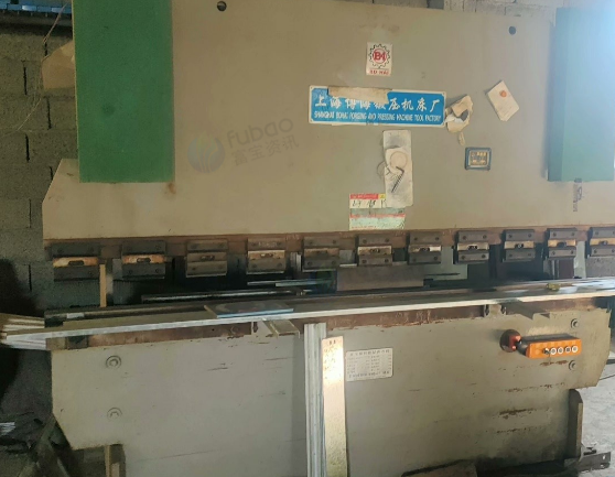 徐州地区工厂处理63T2.5m折弯机