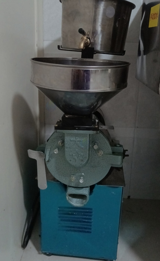 遵义地区处理泡沫箱肠粉机、磨浆机