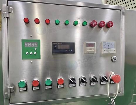 汕头地区处理12KW轨道式微波杀菌烘干机
