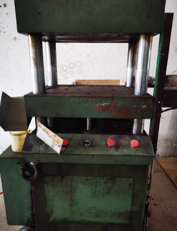 苏州地区工厂处理60T压机2台、10T压机4台