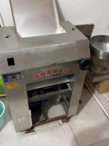 德州地区处理和面机 开酥机 酥饼机 揉面压皮机等绿豆饼全套机器