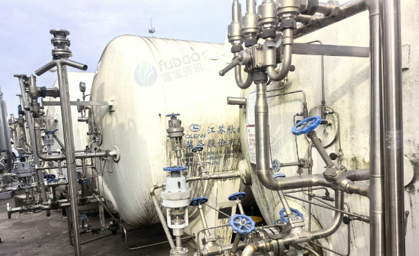 苏州地区工厂处理LNG储罐设备一套