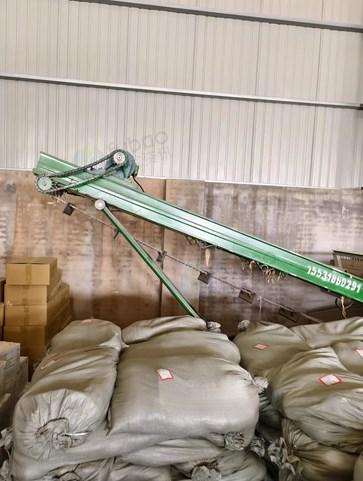 石家庄地区个人处理两台玉米剥皮机