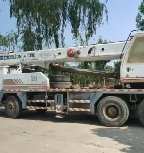 濮阳地区处理25v09年汽车吊