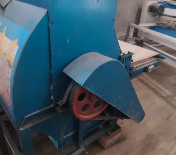 达州地区处理做棉被的整套设备、开松梳棉一体机、电脑绗缝机、磨床