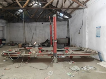 菏泽地区修理厂不干了处理大梁校正仪 烤漆房