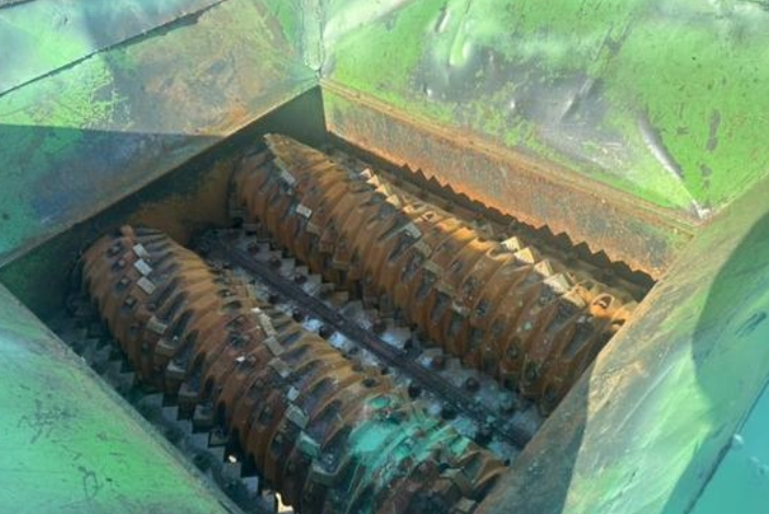 石家庄地区处理双滚刀撕碎机1200型