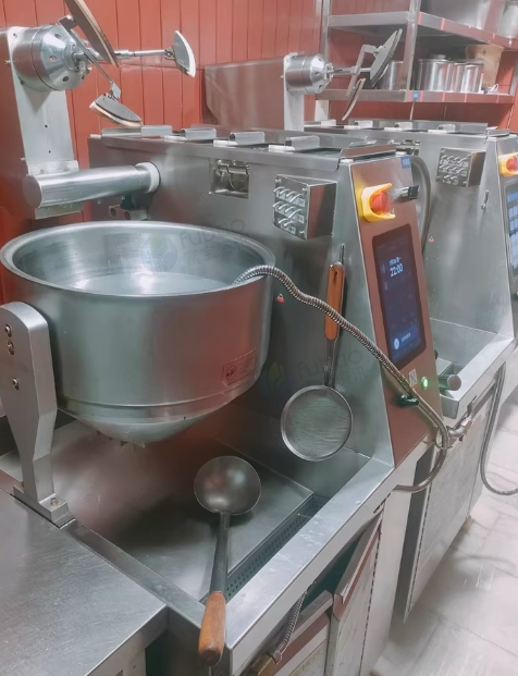 成都地区处理美膳狮商用炒菜机器人